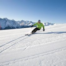 skifahrer-piste.jpg
